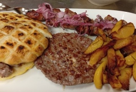 IMG-1c3bb7112283213dda18b8aa1bc539a0-V-1